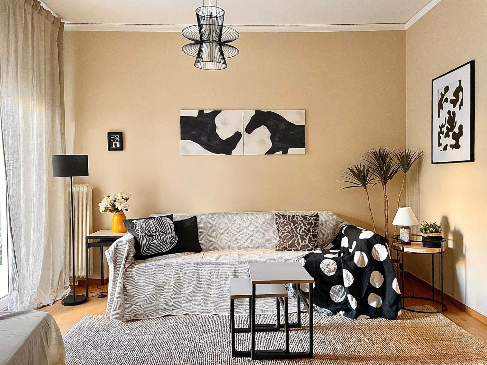 Comfy And Spacious Two Bedroom Apartment With Balcony Athen Eksteriør billede